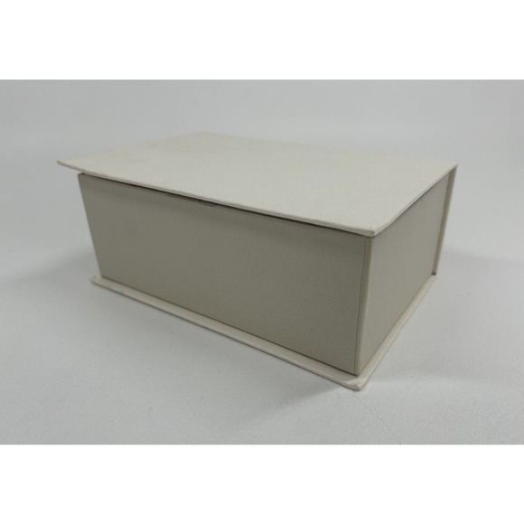 Dept 56 Springtime Stories of the Snowbunnies Oops I Dropped One / Easter - Picture 5 of 5